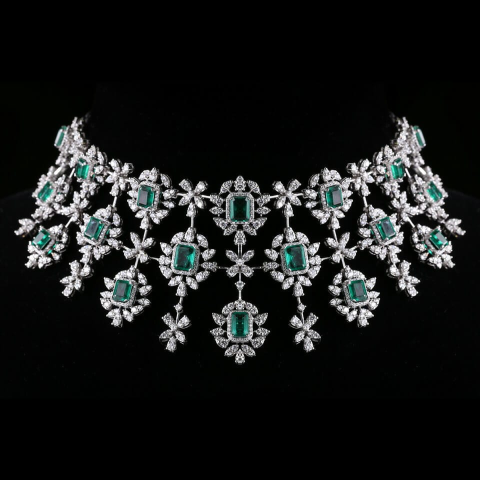 Evergreen Radiance Diamond Necklace made from VVS EF diamond quality with 15.86 carat diamonds