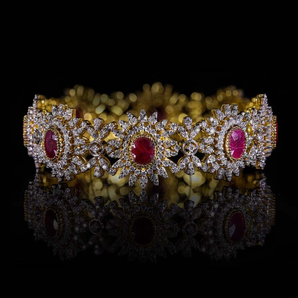 Regal in Ruby Diamond Bangle Kada made from VVS EF diamond quality with 6.84 carat diamonds