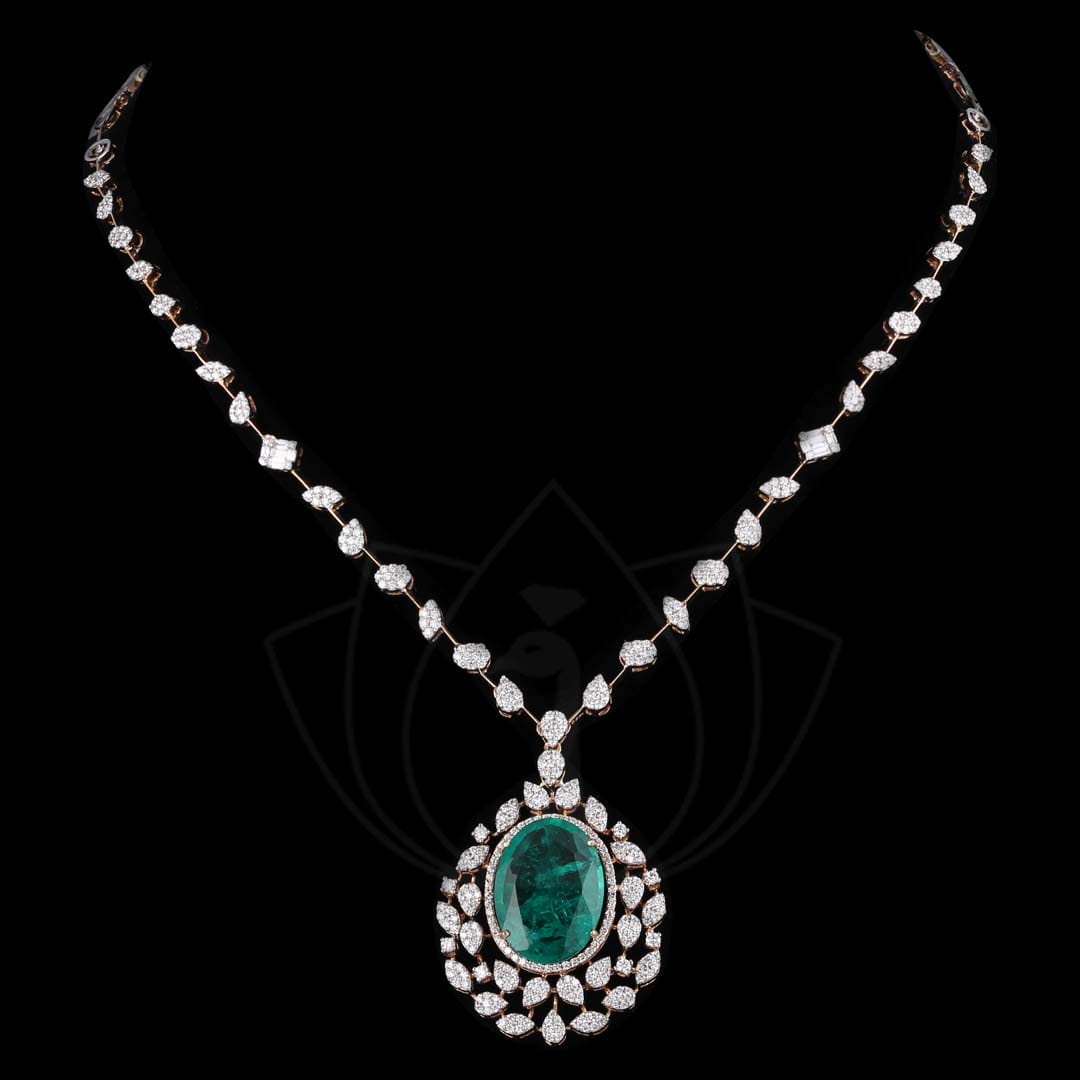 Evergreen Sparkle Diamond Necklace made from VVS EF diamond quality with 2.64 carat diamonds