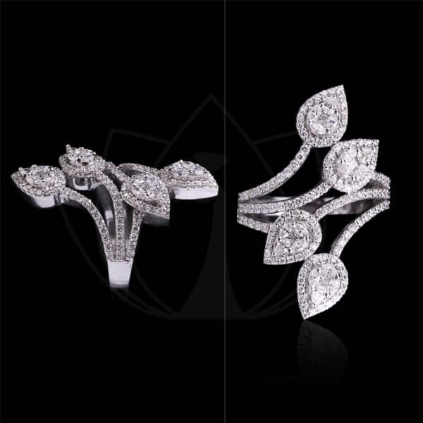 Uniquely Beautiful Diamond Ring made from VVS EF diamond quality with 1.33 carat diamonds