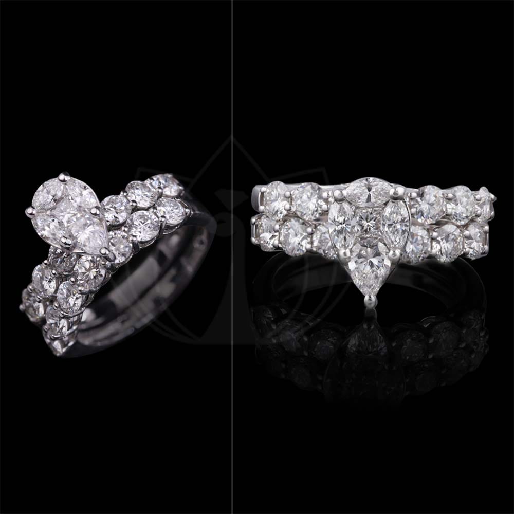 Pear Opulence Diamond Ring made from VVS EF diamond quality with 2.27 carat diamonds