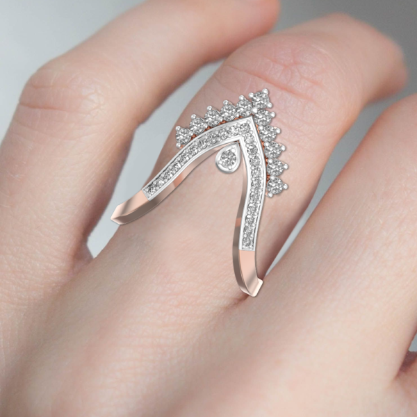 Human wearing the Eternal Empress Diamond Ring