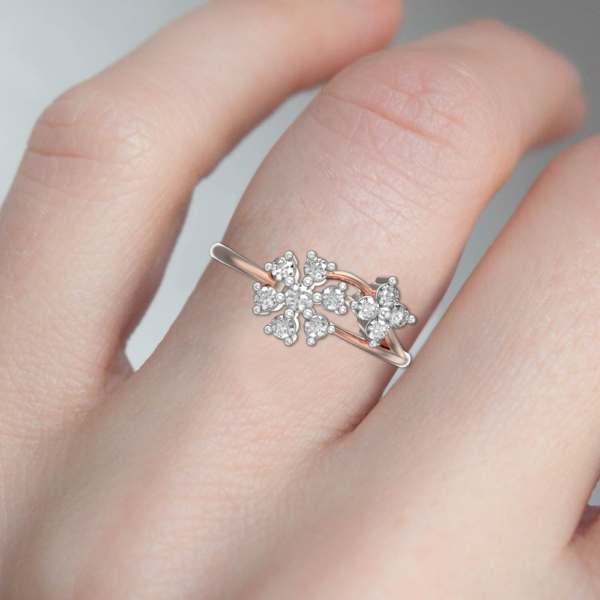 Human wearing the Floral Magic Diamond Ring