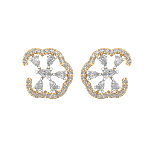 View of the Beautous Daily Dazzle Diamond Studs in close up