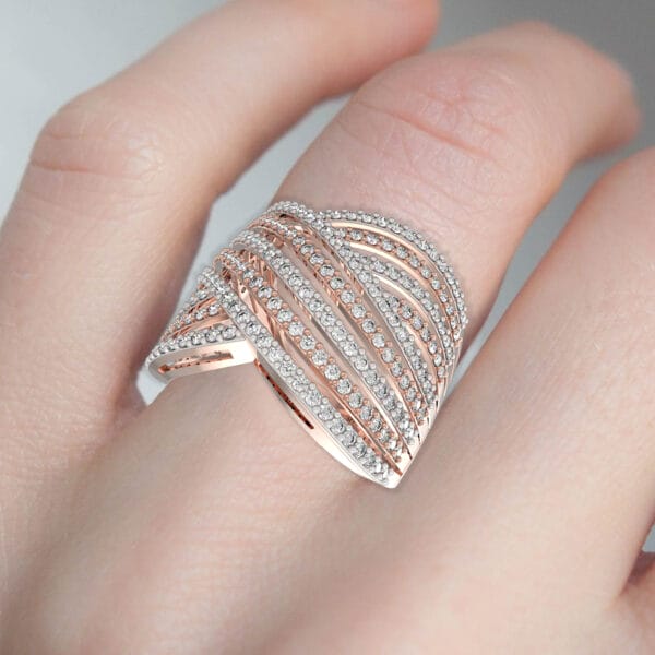 Human wearing the Royal Regina Diamond Ring